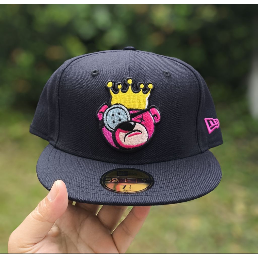 Topi New Era 59Fifty Size 7 1/2 NEW Justfitted Berlin Bear Head In-Store Exclusive 6.0 Navy