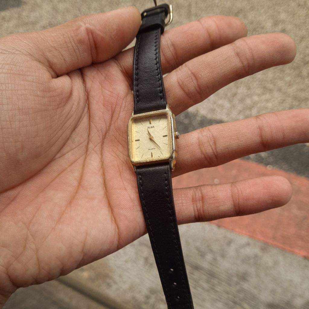 Alba Vintage Ladies Watch