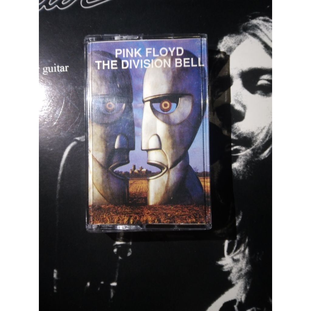 kaset pink floyd - the wall