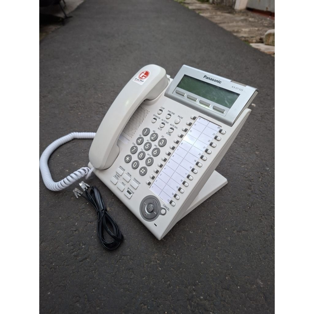 Telpon Digital Panasonic KX-DT333 TDA