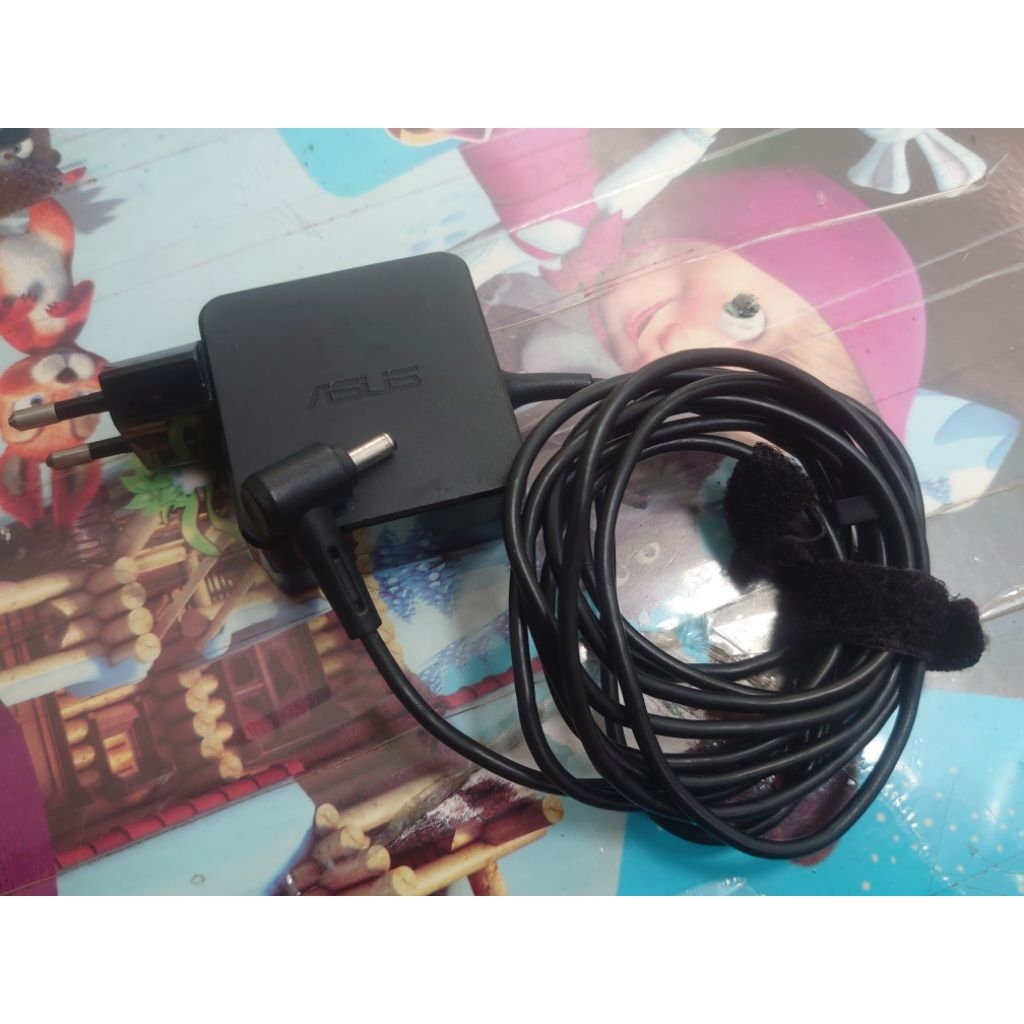 charger laptop ASUS AC ADAPTOR MODEL ADP-45HE B