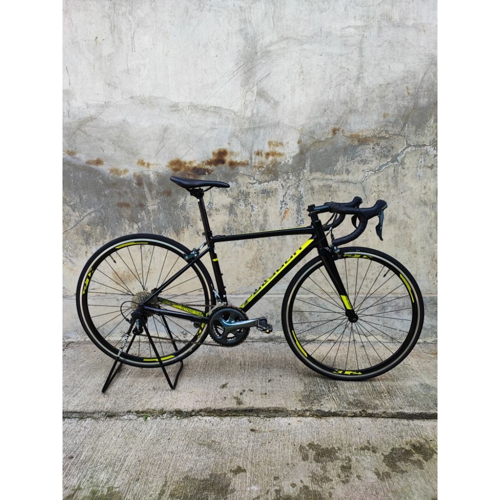 SEPEDA POLYGON STRATTOS S4 SZE S 48 BEKAS SANGAT BAIK