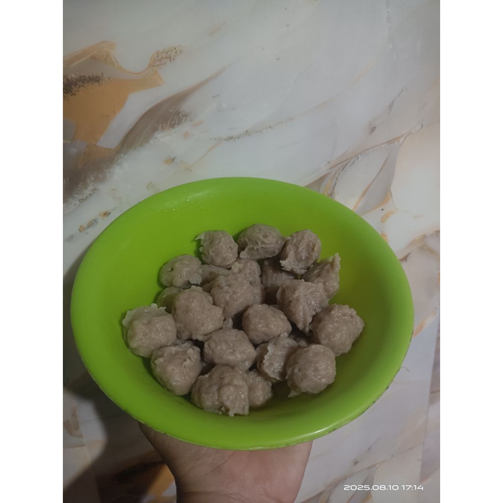 

PENTOL FROZEN FOOD PENTOL BAKSO DAGING SAPI DAN AYAM MAMA AFIFA