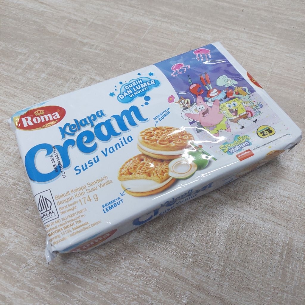 

Roma Kelapa Cream Sandwich