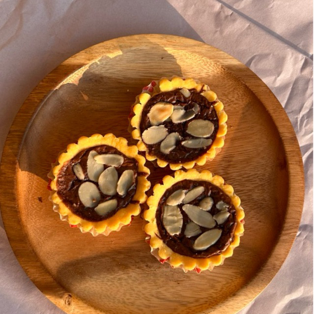 

PIE BROWNIES HOMEMADE ISI 3pcs