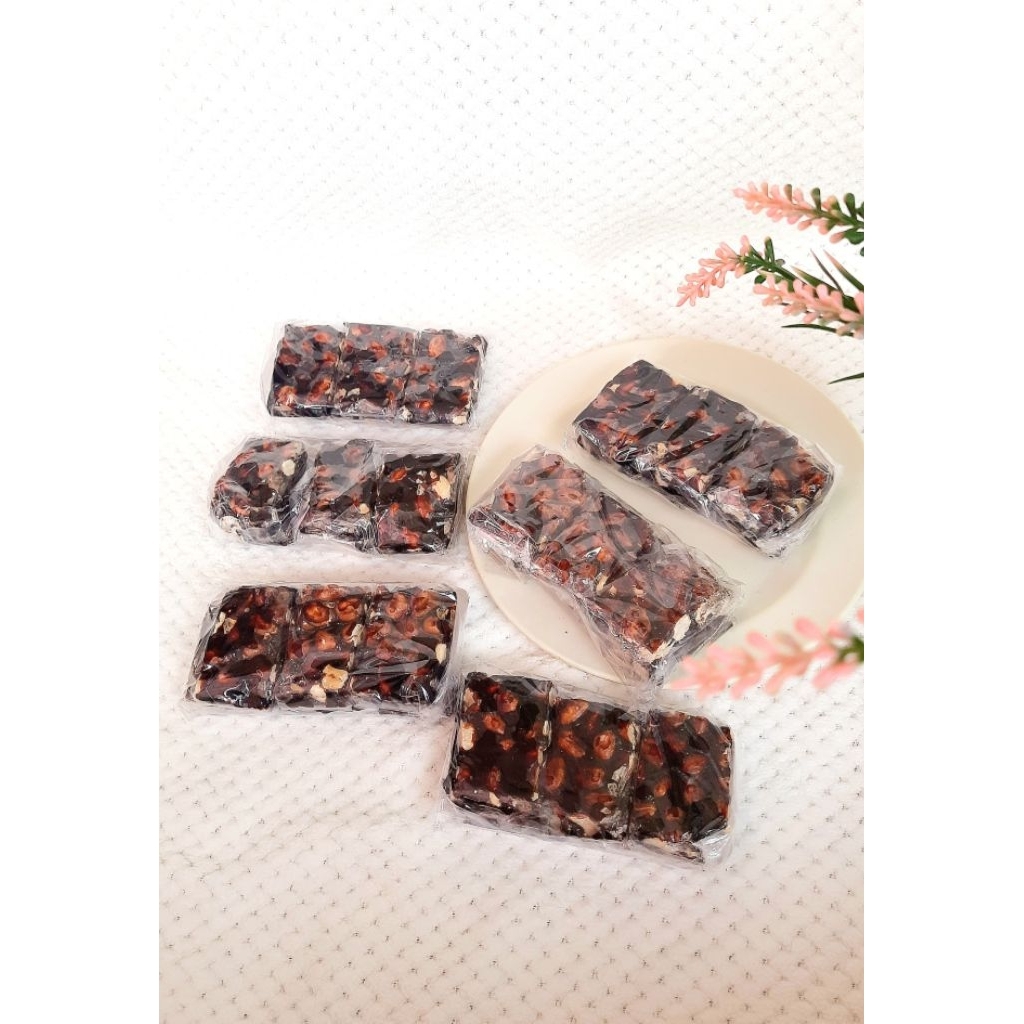 

Halua Kacang Gula Merah Camilan Enak