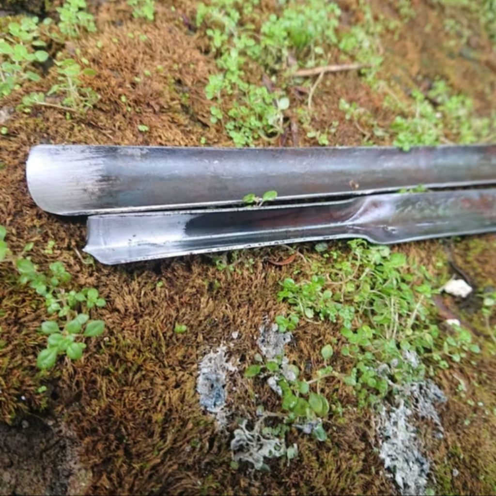 alat pahat tatah ukir kayu dan bonsai jepara set isi 2pcs, ukuran kol 1cm, v 8mm.