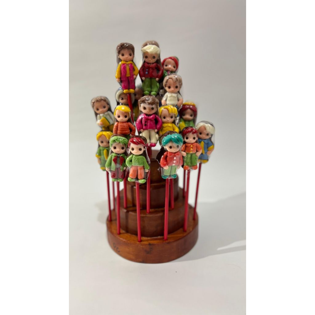 

Cokelat karakter cowok/ coklat lolipop/coklat karakter stik/coklat karakter lolly