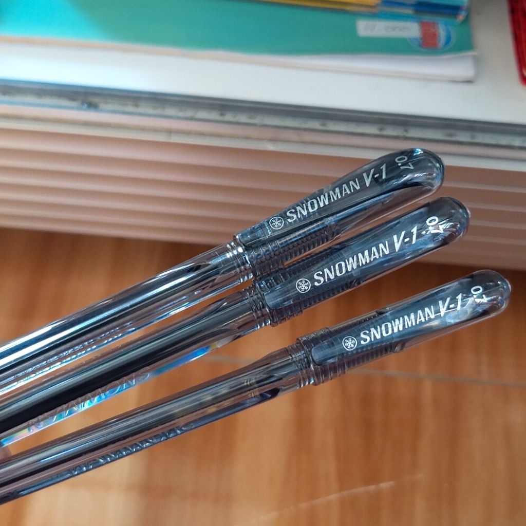 

Pulpen SNOWMAN warna hitam, biru, merah (1 BIJI)