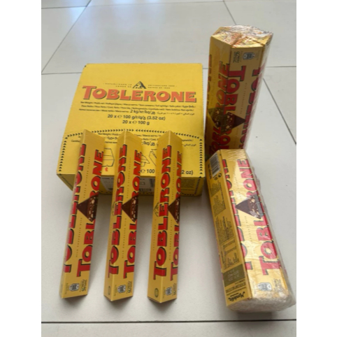

Ay00! Toblerone Coklat batangan (100g) Varian Coklat Nougat Almond