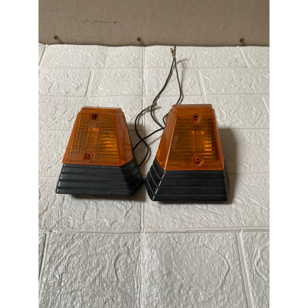 SEIN DEPAN V80 SUPER DELUXE.ORIGINAL SECOND (Kanan+Kiri).