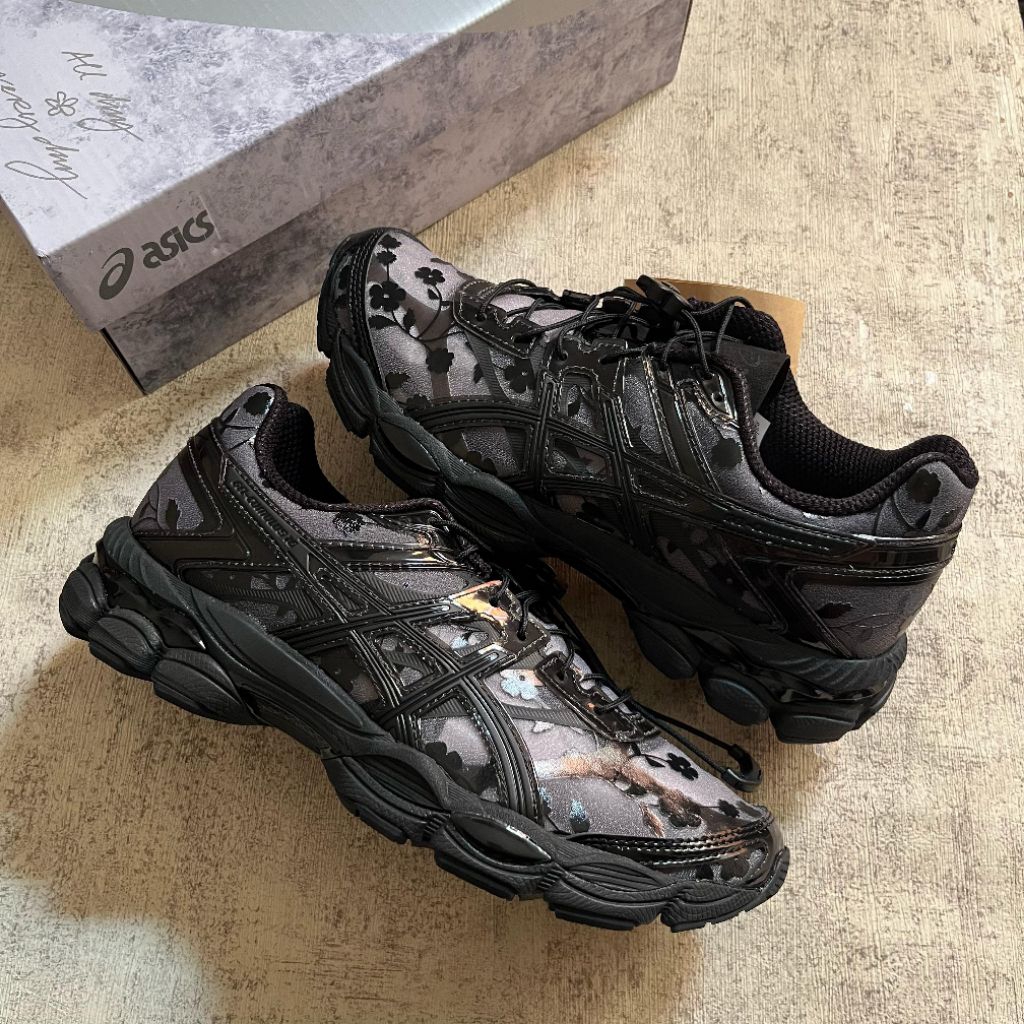 Asics Cecilie Bahnsen Gel-Cumulus 16 Black Floral Original Resmi 100%