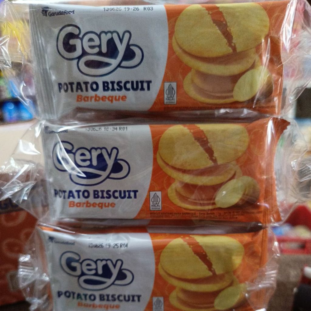 

Gery potato biskuit barbeque 1o bks 17 gr
