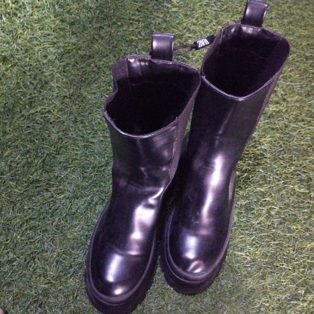 sepatu boots zara