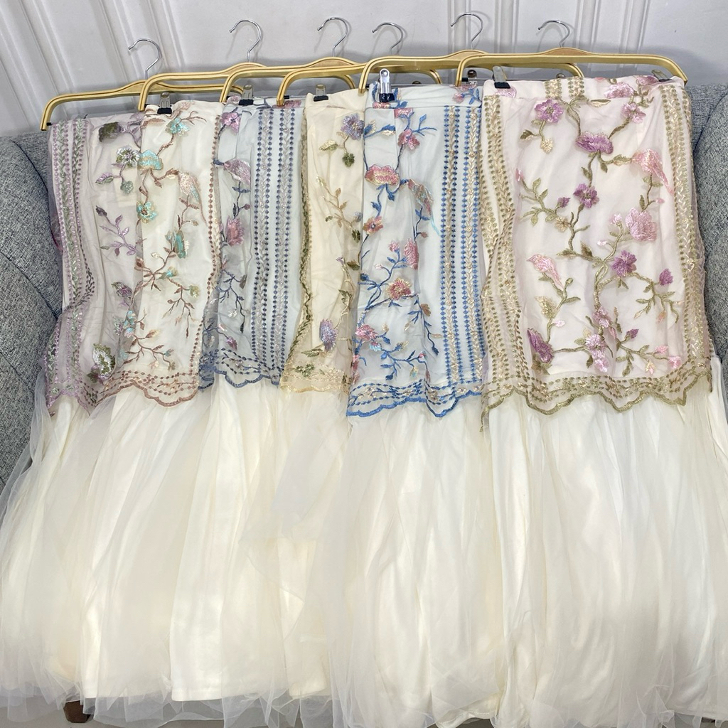 Rok pesta wanita / Rok wisuda modern / Rok wisuda duyung / Rok korean style