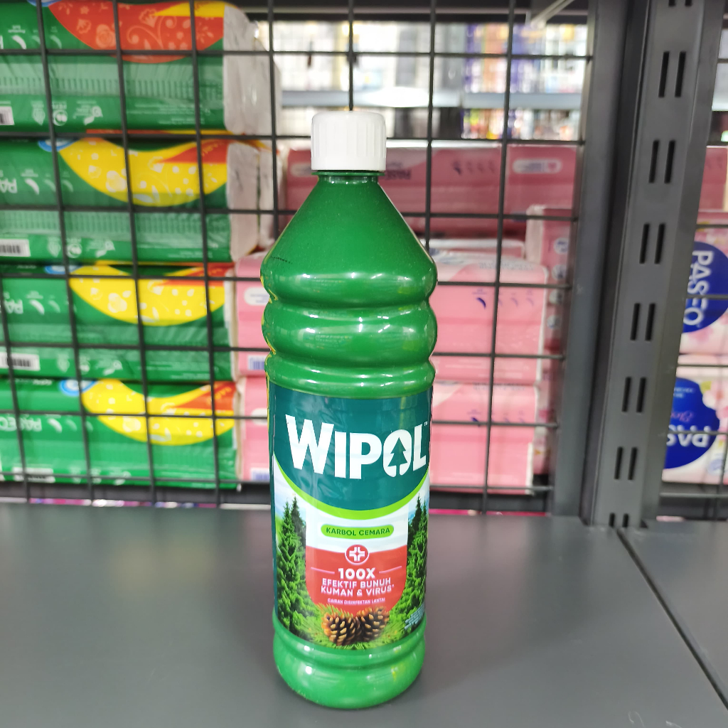 WIPOL KARBOL CEMARA BOTOL 750ML