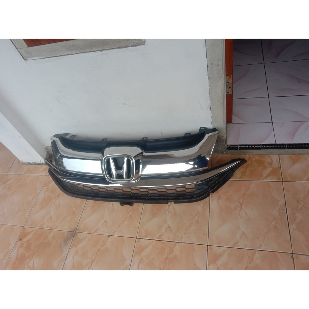 GRILL HONDA BRV 2016-2018 ORIGINAL