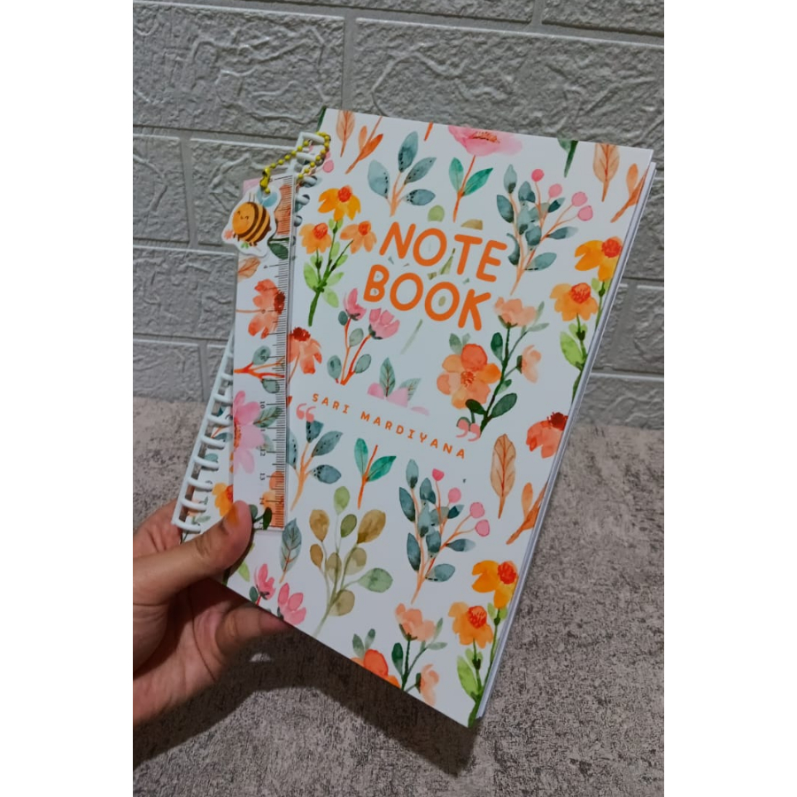 

Nuwaira - Notebook Custom Hard Cover isi 50 lembar Free Gantungan