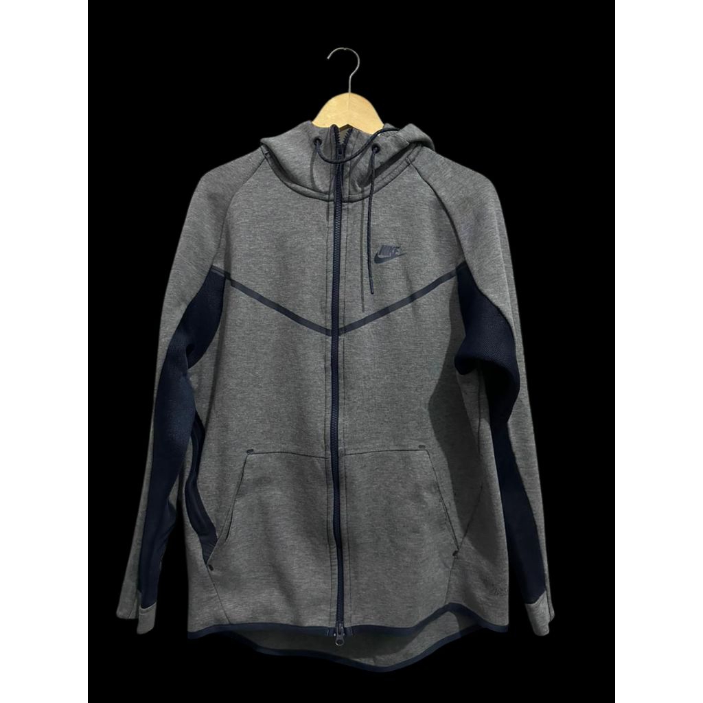 preloved hoodie zipper nike tech fleece abu size L