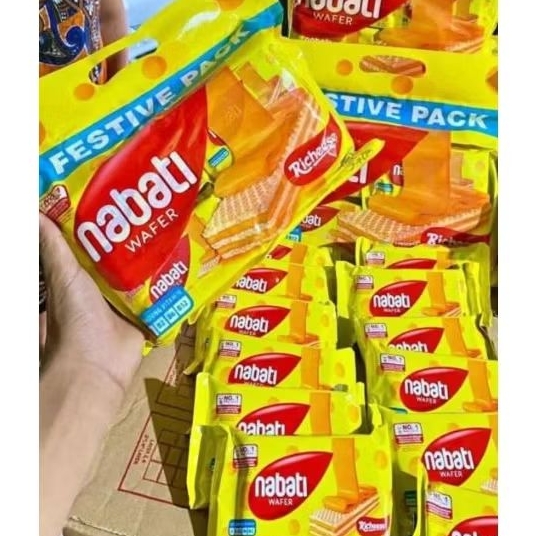 

Nabati Festive Wafer Keju isi 12 Barang ready siap kirim