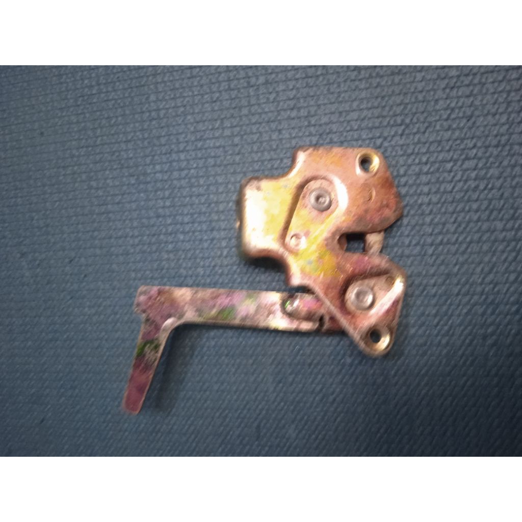 lawan kunci jok Honda Revo absolute, Revo fit original