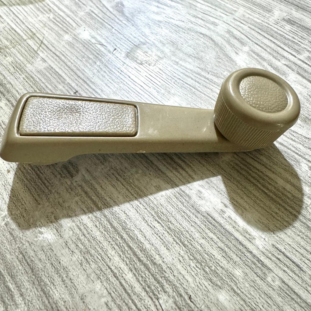 Engkolan Kaca Pintu Truk FUSO Built Up, FUSO PS/Engkolan Jendela Truk FUSO Built Up, FUSO PS