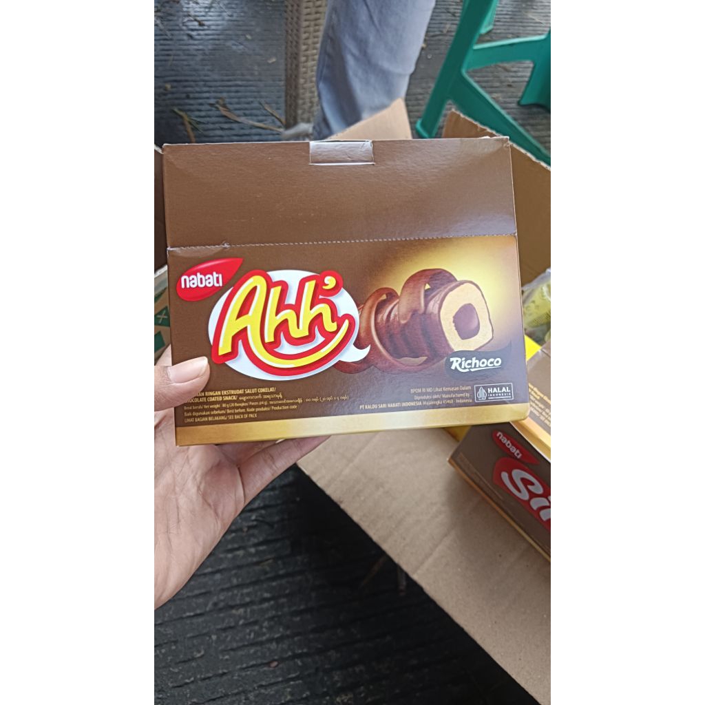 

NABATI RICHEESE AHH KEJU DAN COKLAT