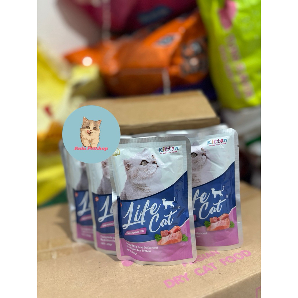 LIFE CAT LIFECAT POUCH MAKANAN KUCING BASAH WET FOOD 1 DUS 1 BOX