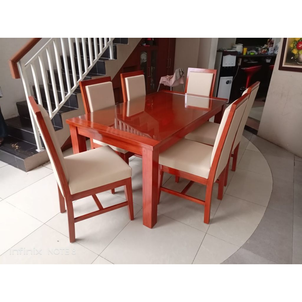 Set Meja Makan 6 Kursi Lis Kayu