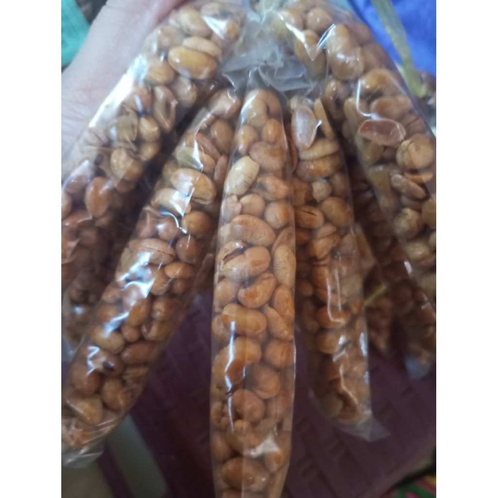 

Kacang Kedelai isi 12 pcs dari Kota Medan