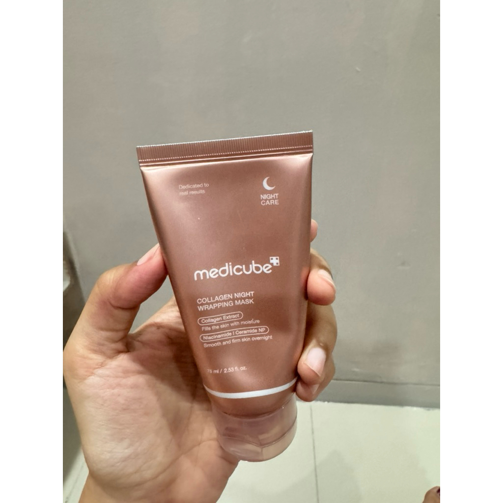 Preloved Medicube collagen night wrapping mask