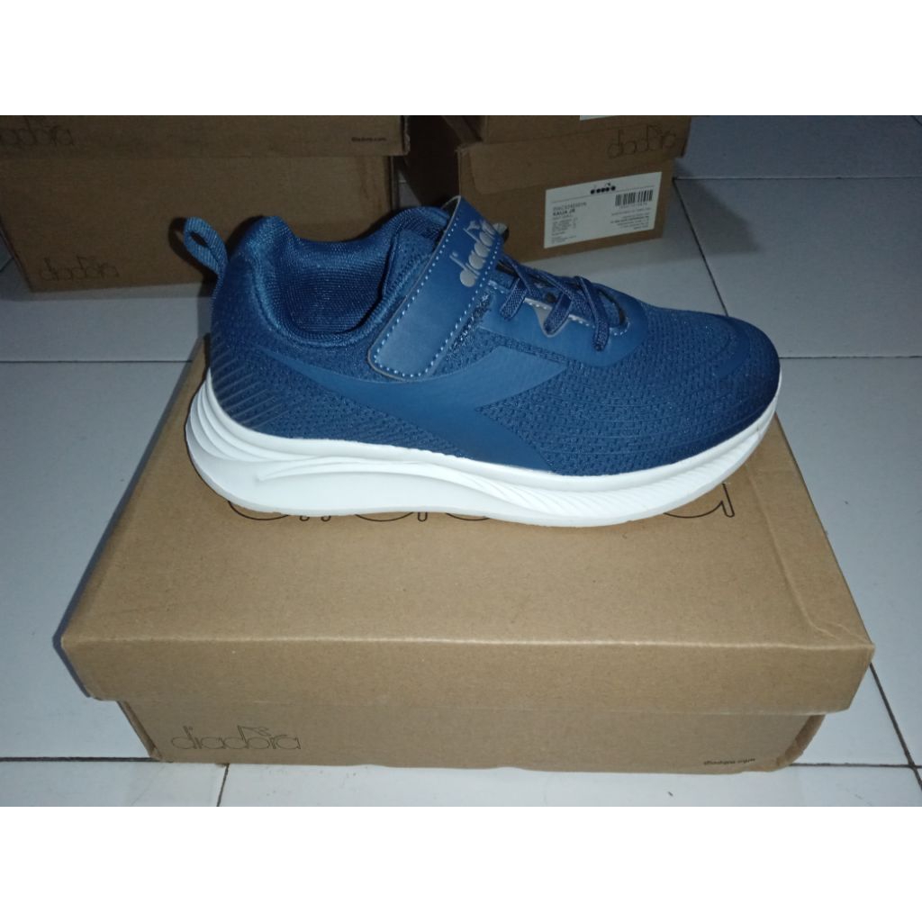Sepatu Anak Diadora Kaija JR  Original 100%