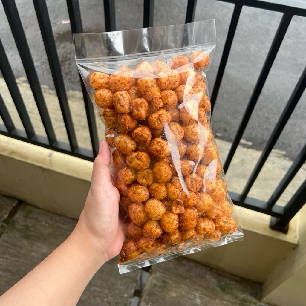 

Cimol kering pedas daun jeruk kemasan 250 gram cimol kering cemilan Bandung