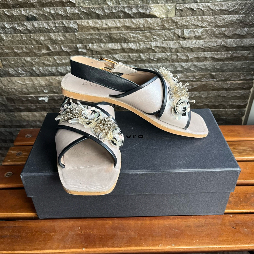 Preloved - PVRA Cavva Square Silver Black