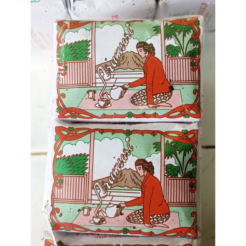 

Teh Arum Sari wangi khas teh melati 1slop isi 10pcs @40Gram