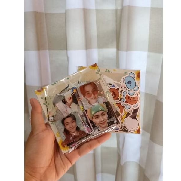 

Sticker muka idol custom