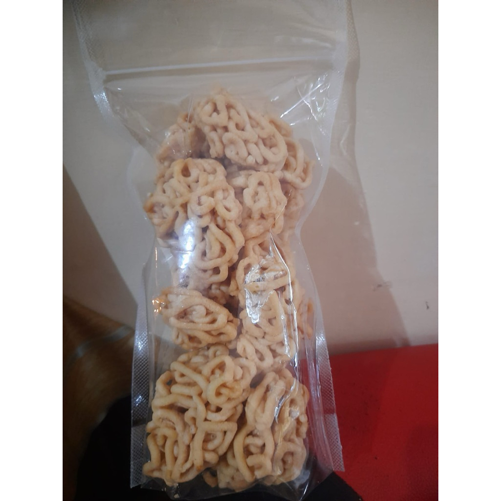 

Kue/Camilan Bentuk Cacing (Kemasan 130gram)