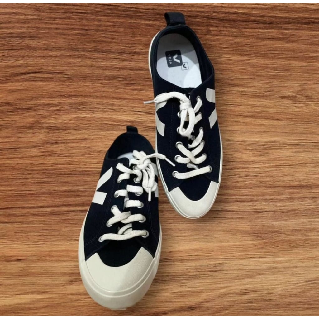  (PL) Veja Canvas shoes white logo
