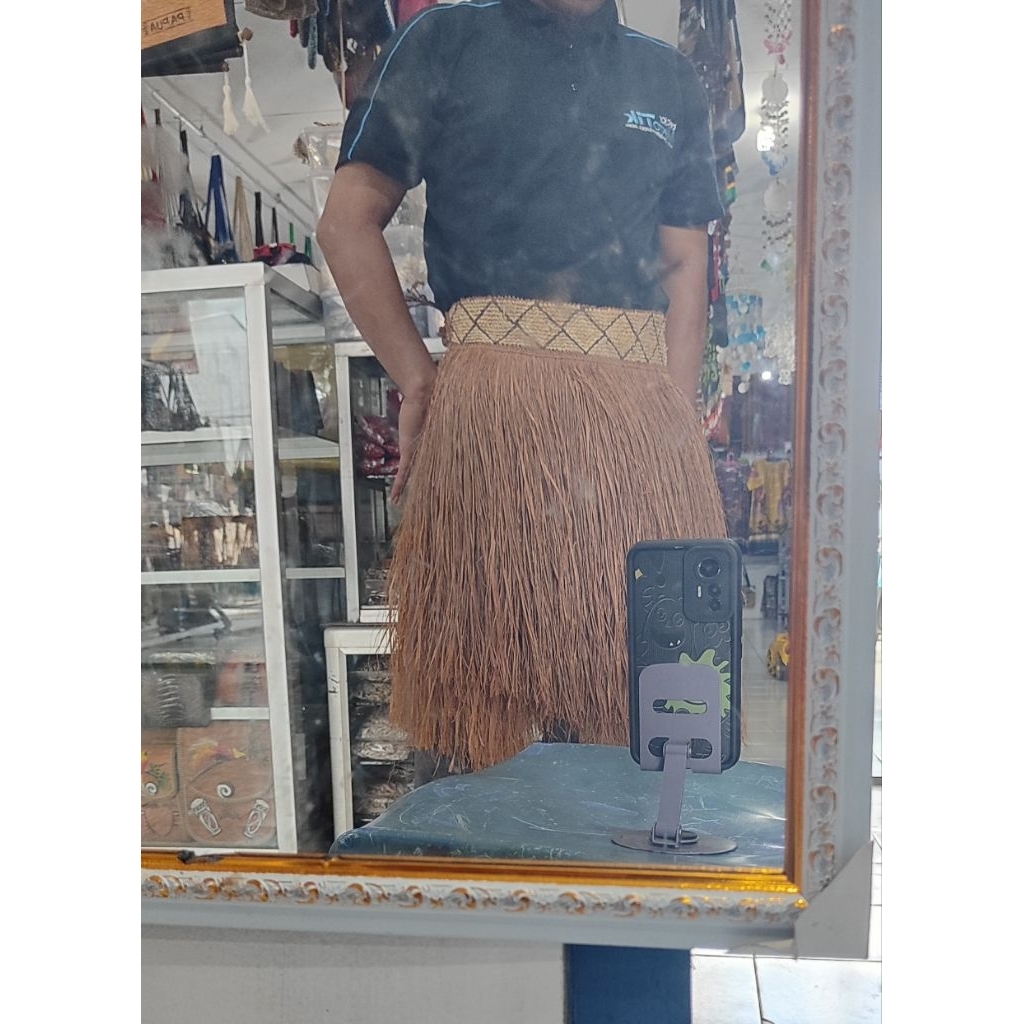 Rok rumbai asmat papua