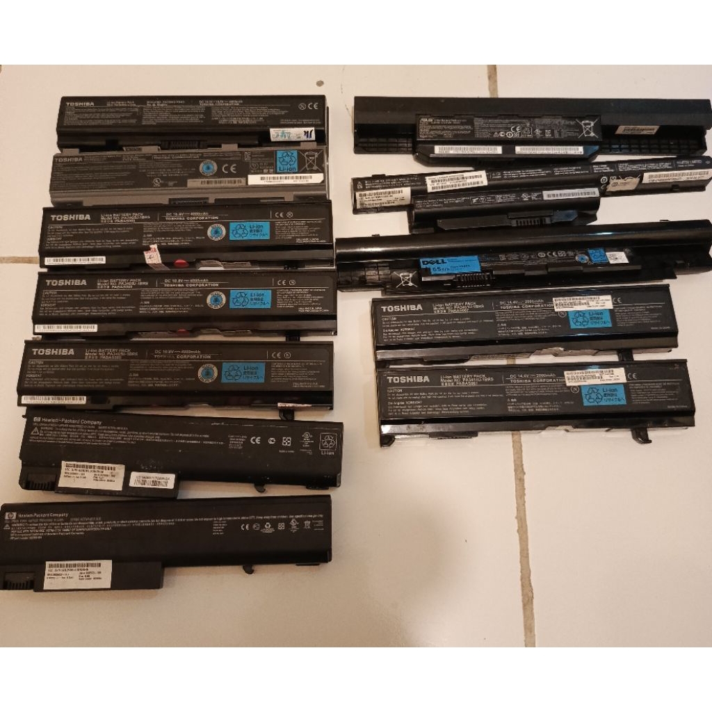 Batre bekas laptop 12 biji
