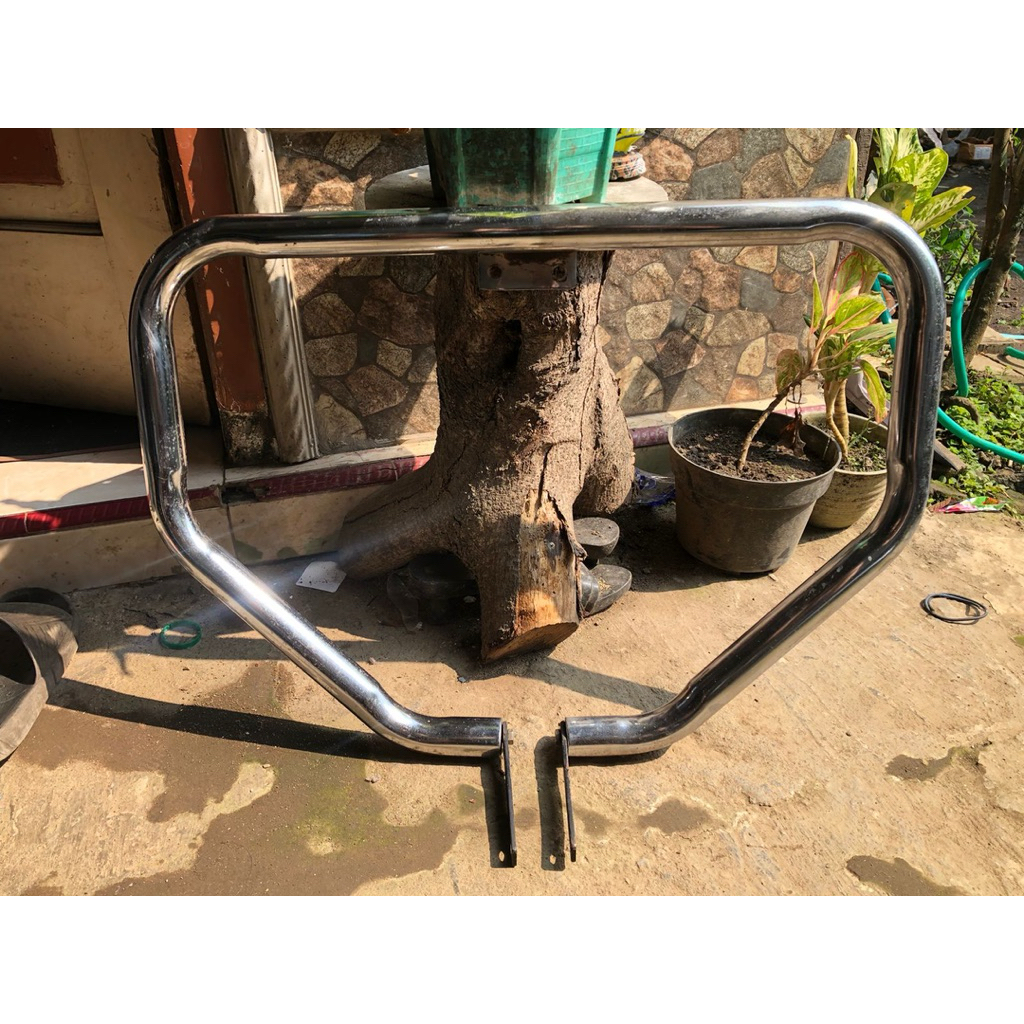 Engine guard binter merzy kz200