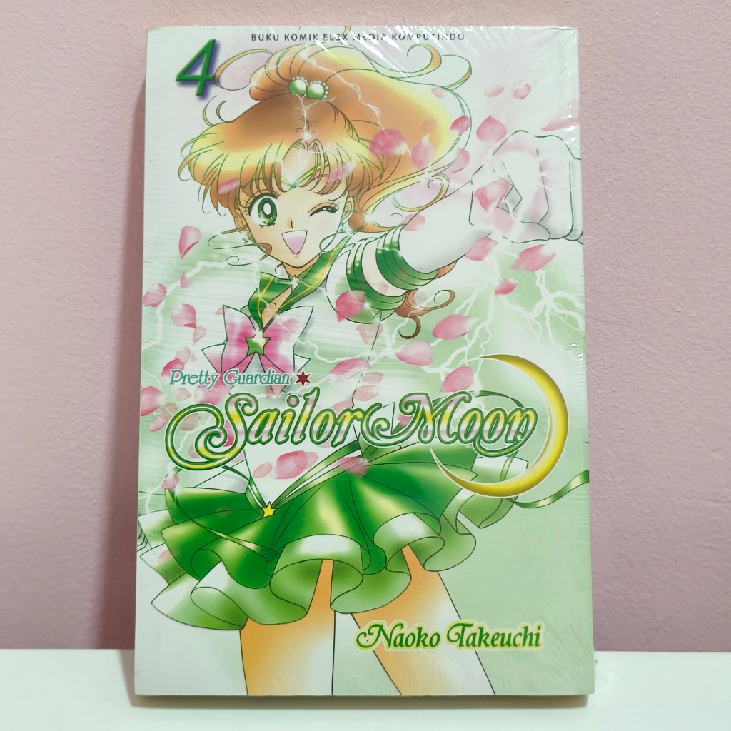 komik sailor moon deluxe vol 4
