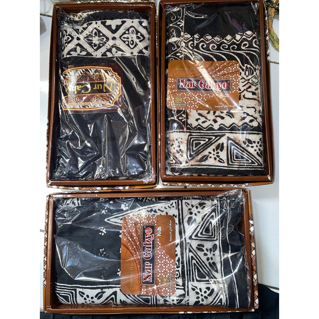 SARUNG BATIK PEKALONGAN NUR CAHYO