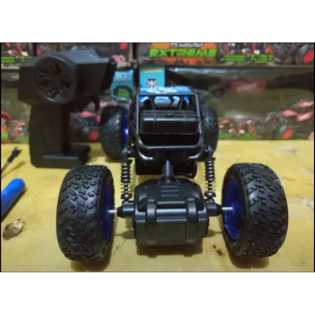 Rc Off Road Rock Clawler Skala 1:18 Ban Karet