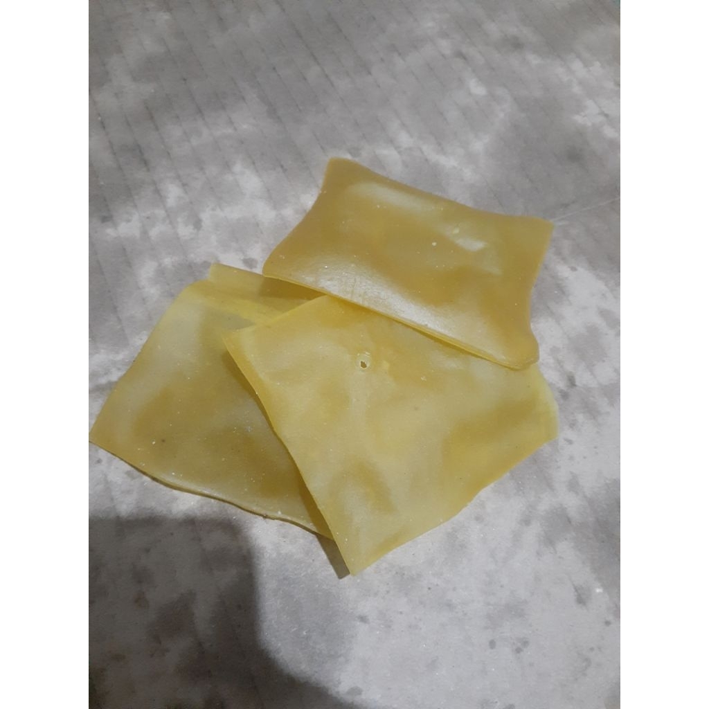 

Krupuk Puli/Krupuk Semanggi