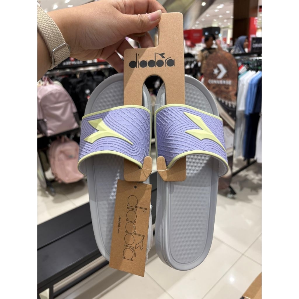 Sandal cewek karet slide DIADORA Size 36-40
