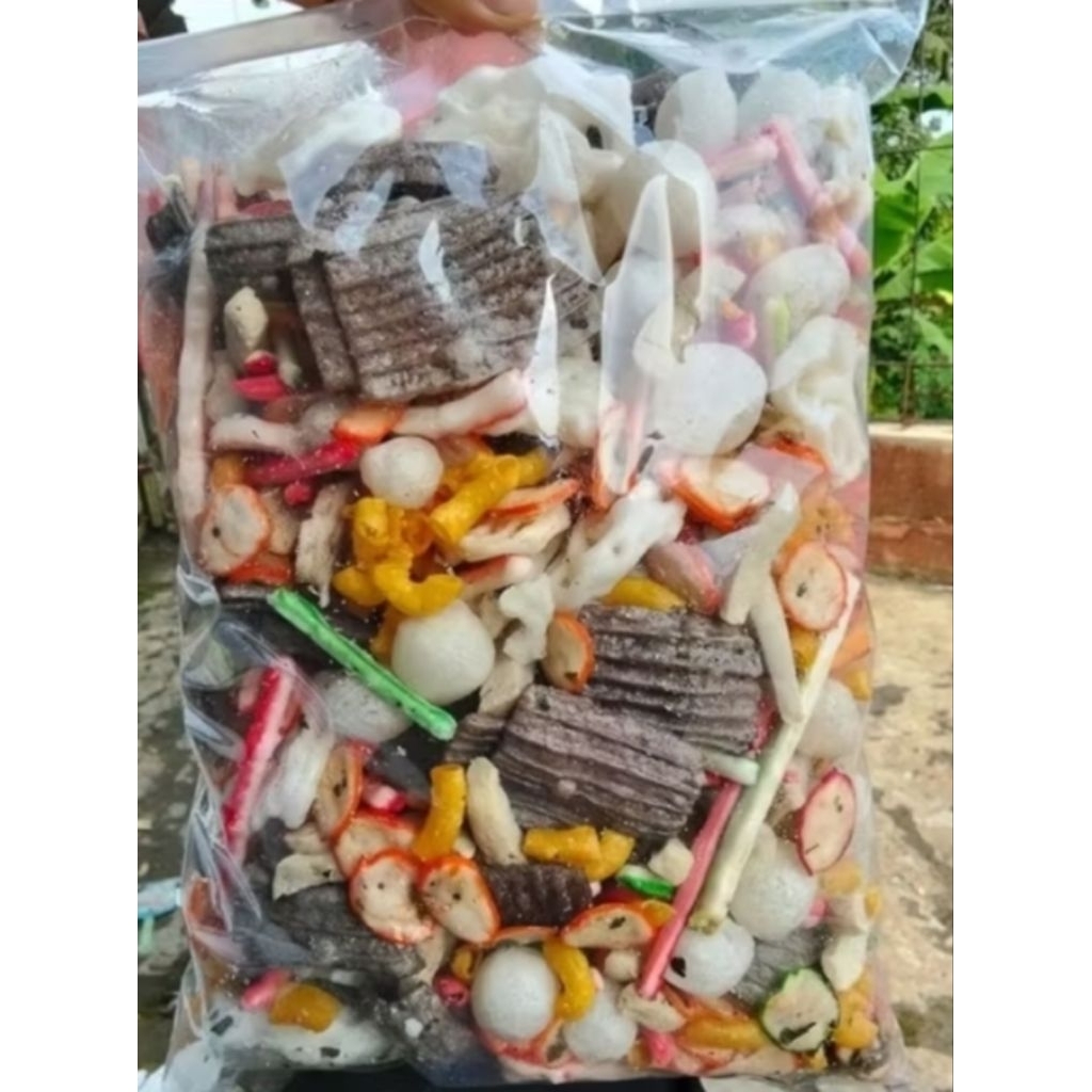

KERUPUK SEBLAK MIX CAMPUR ORIGINAL DAUN JERUK cemilan Snack kering