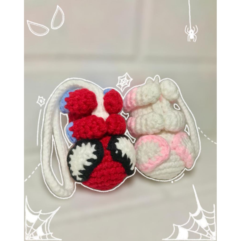Spiderman & Spidergwen Couple Crochet Keychain