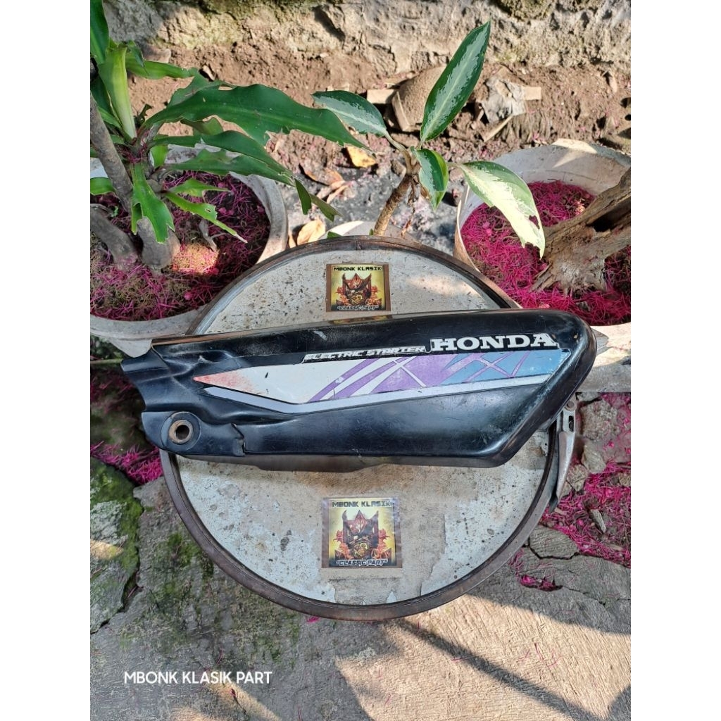 tutup aki grand bulus 91 92 93 ORIGINAL cover tutup aki honda grand bulus 1991 1992 1993 tepong aki 