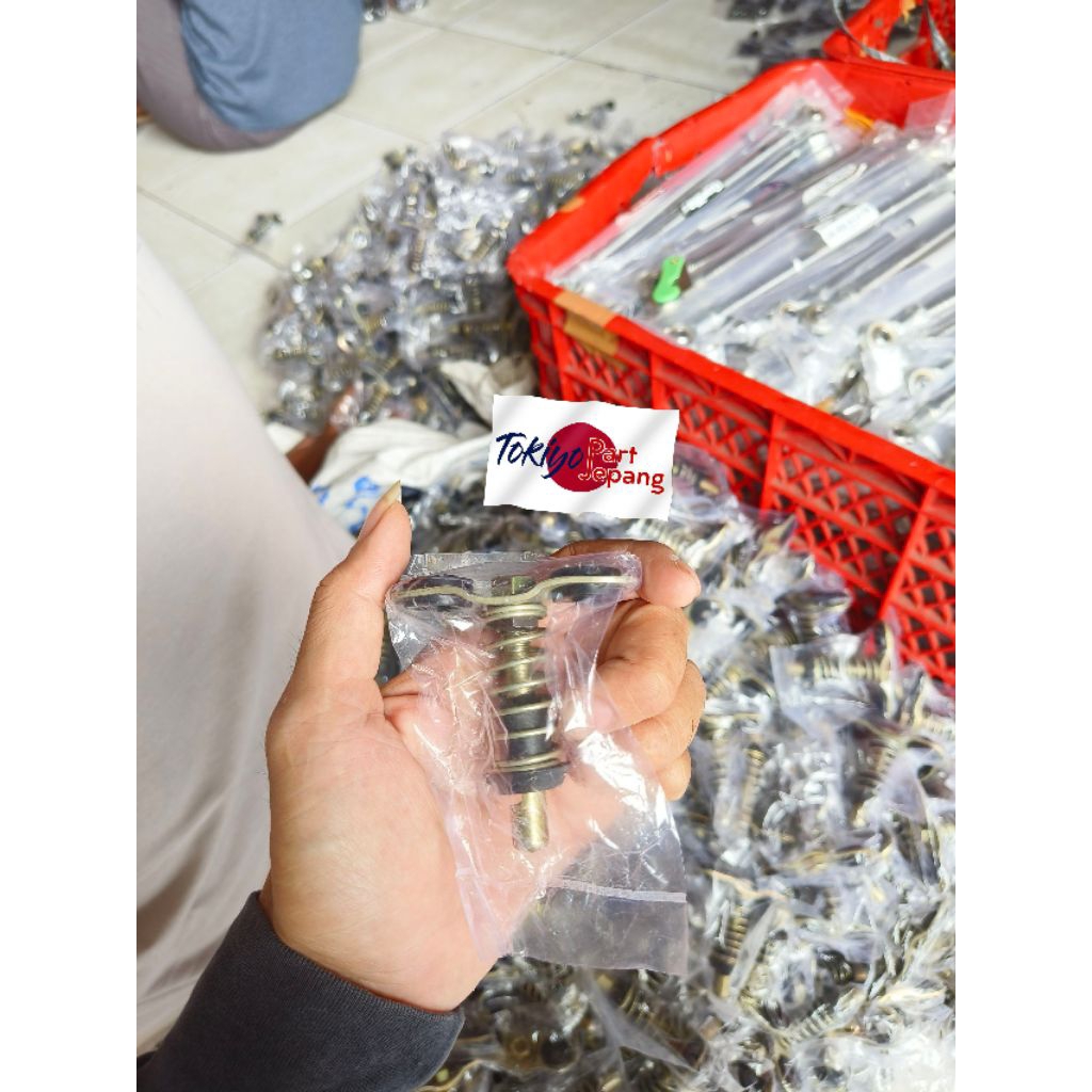 per jok gl 100 per jok belakang gl 100 presisi ori